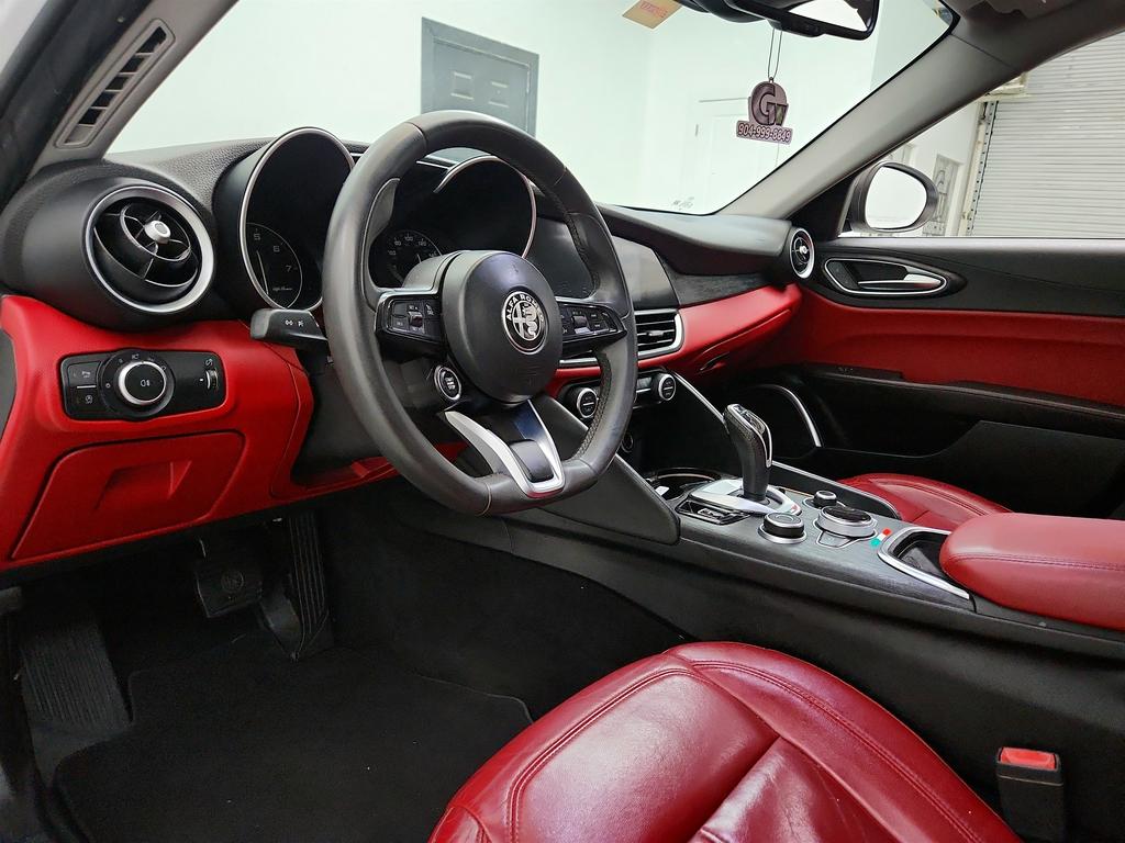 2020 Alfa Romeo Giulia - $11,350