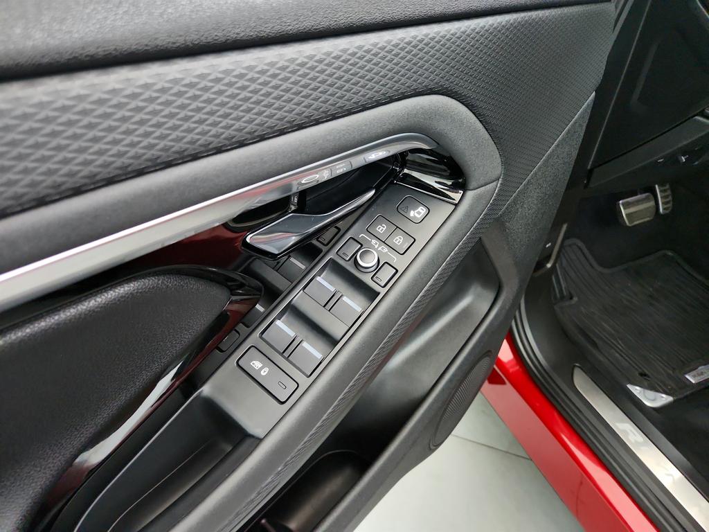 2022 Land Rover Range Rover Evoque - $25,750
