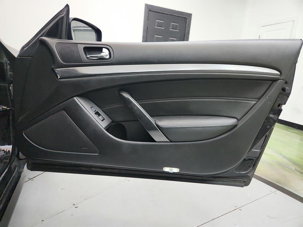 2014 INFINITI Q60 - $12,995
