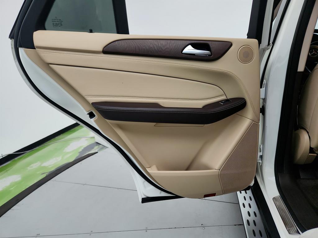 2016 Mercedes-Benz GLE - $14,450
