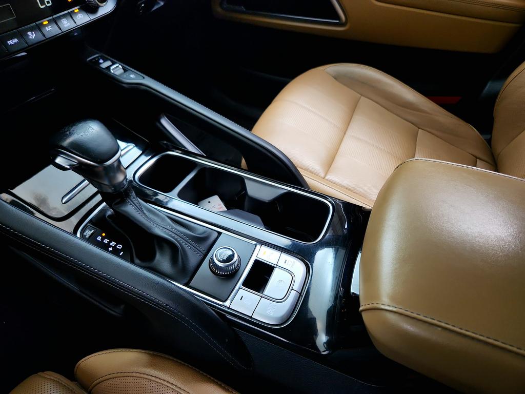 2022 Kia Telluride - $21,750