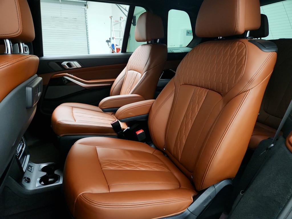 2020 BMW X7 - $34,945