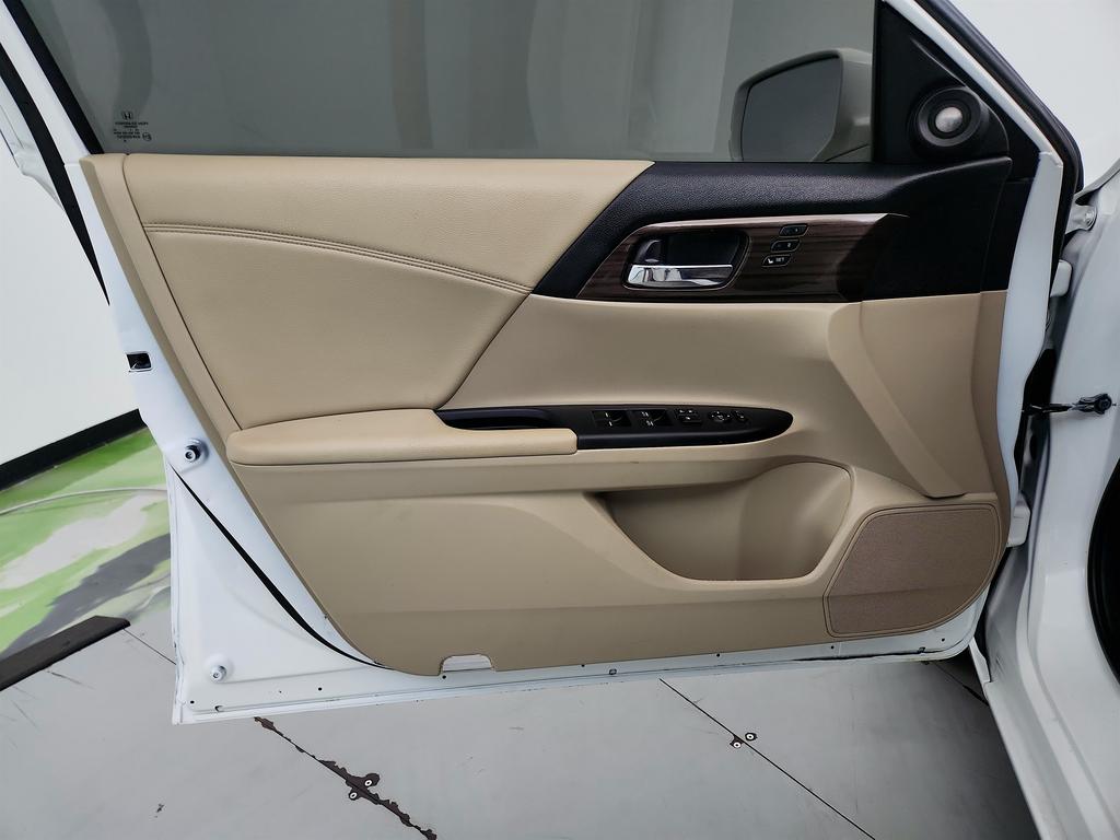 2017 Honda Accord - $13,745