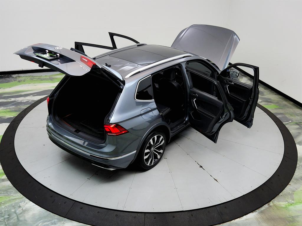 2021 Volkswagen Tiguan - $13,350