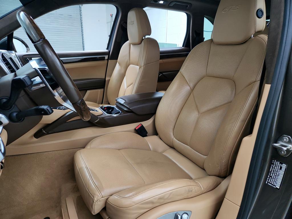 2016 Porsche Cayenne - $23,750