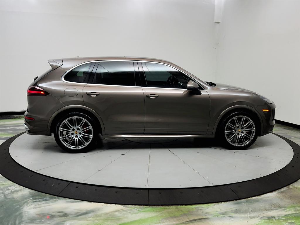 2016 Porsche Cayenne - $23,750