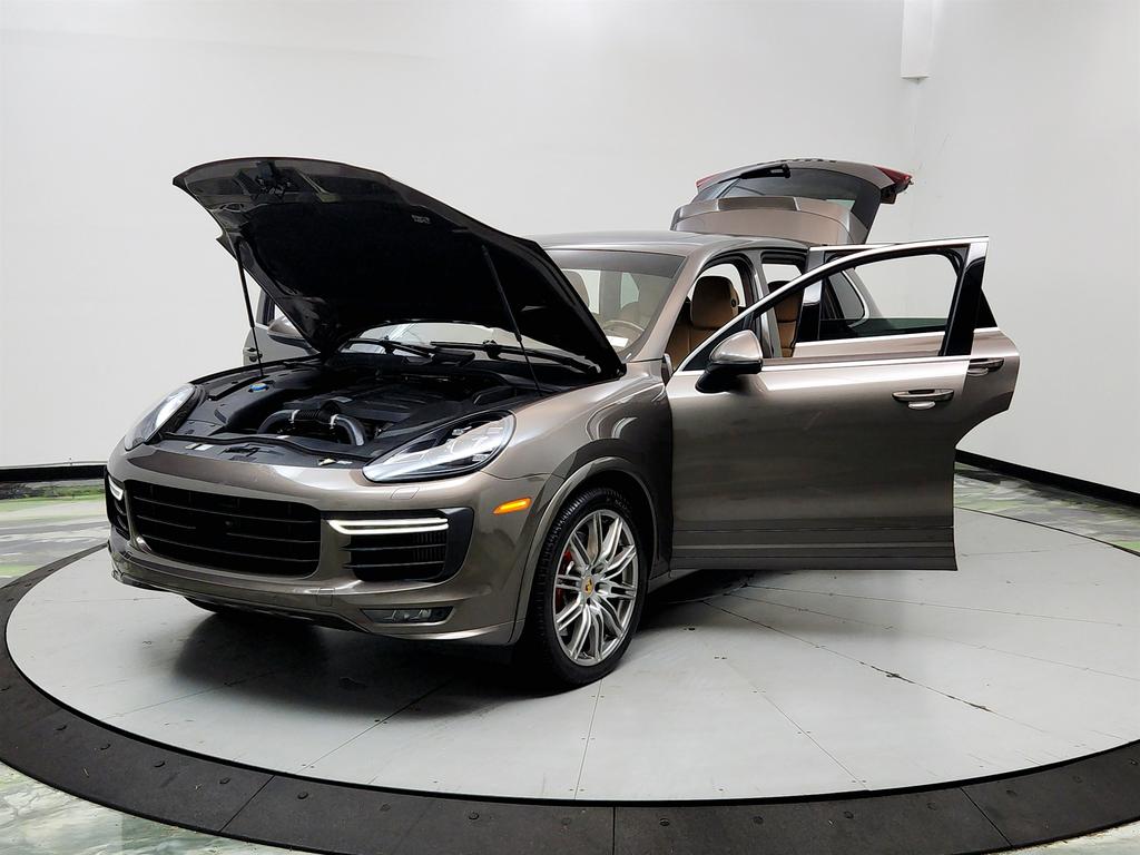 2016 Porsche Cayenne - $23,750