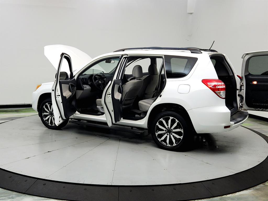 2009 Toyota RAV4 - $5,750