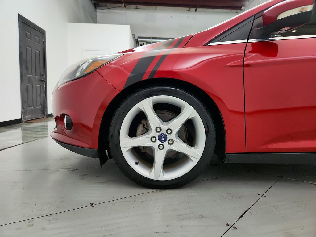 2012 Ford Focus - $4,750