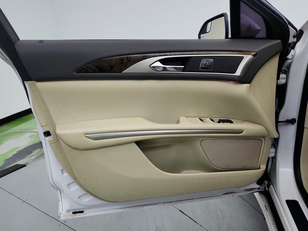 2015 Lincoln MKZ - $4,495