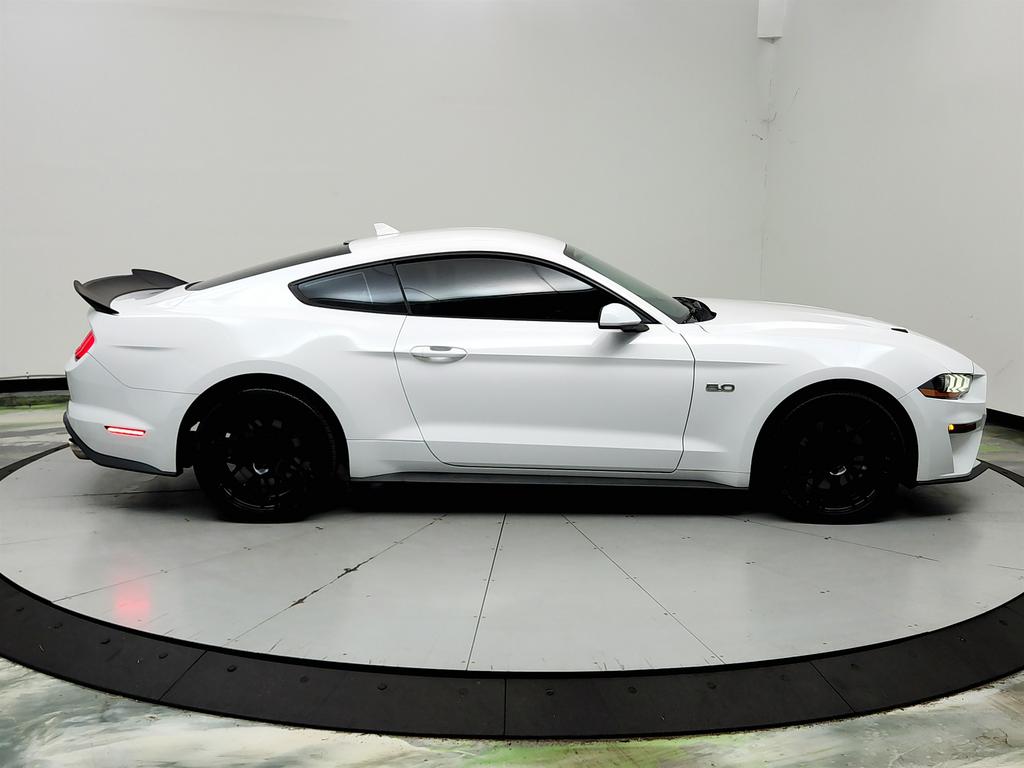 2020 Ford Mustang - $27,350