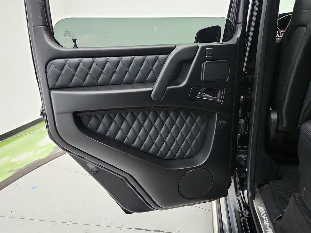 2013 Mercedes-Benz G-Class - $42,995