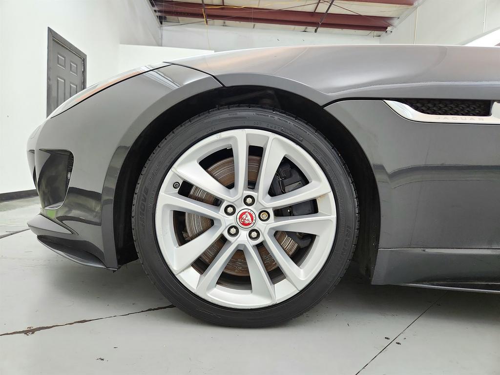 2017 Jaguar F-TYPE