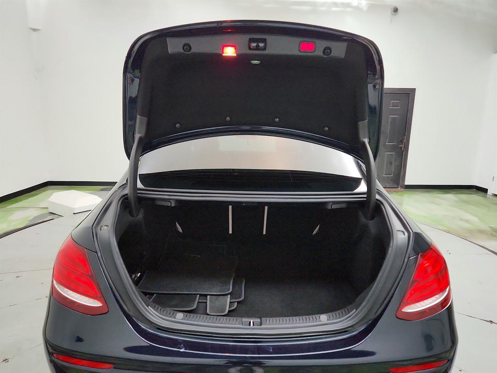 2017 Mercedes-Benz E-Class - $14,925