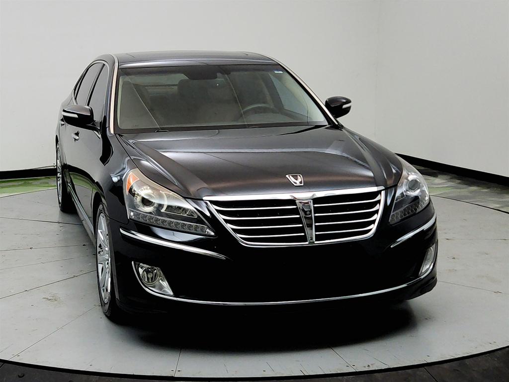 2013 Hyundai Equus - $9,950