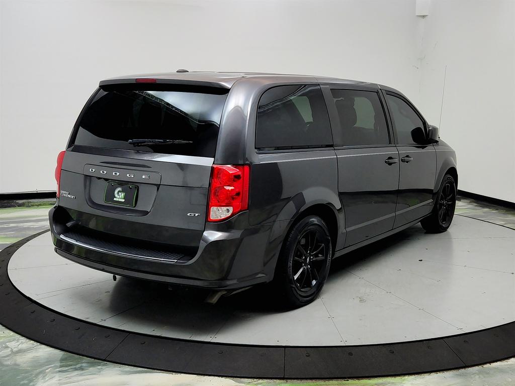 2020 Dodge Grand Caravan - $10,950