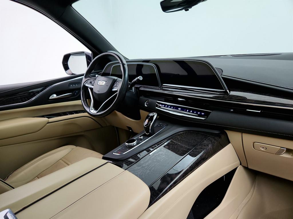 2021 Cadillac Escalade - $43,450