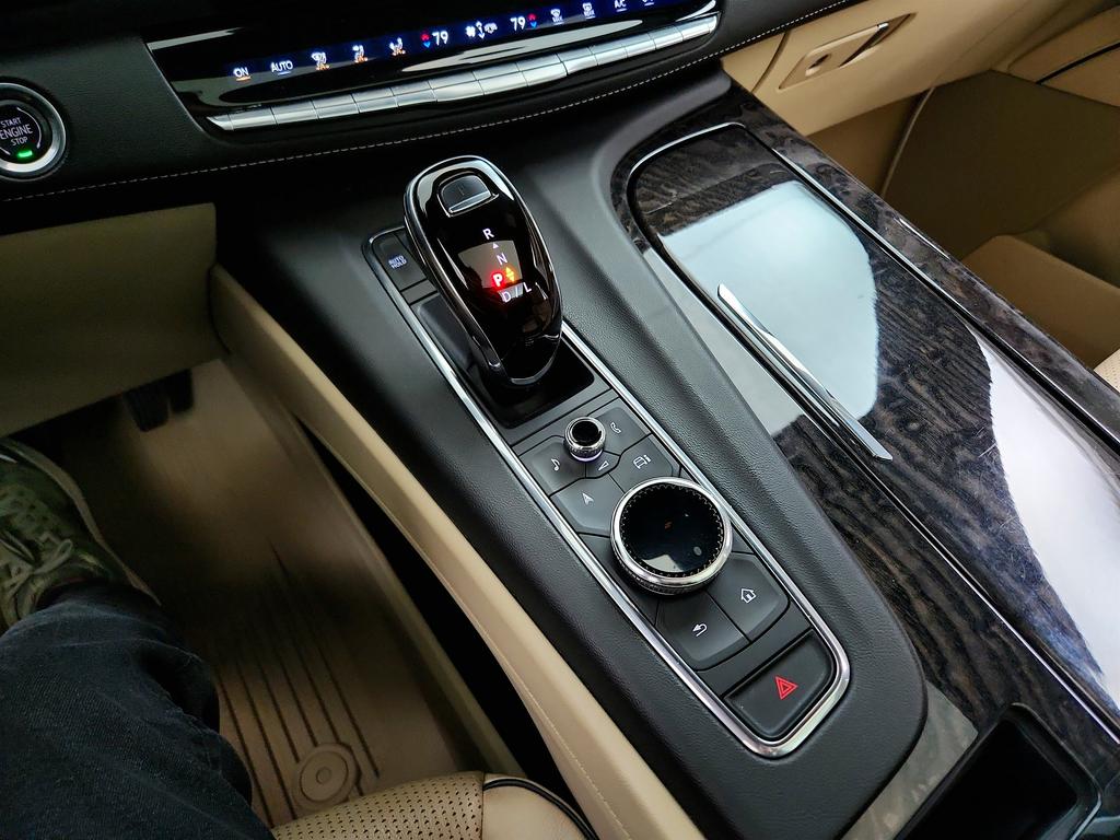 2021 Cadillac Escalade - $43,450