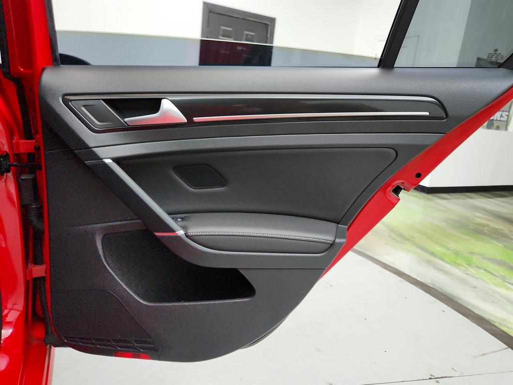 2019 Volkswagen Golf - $29,995