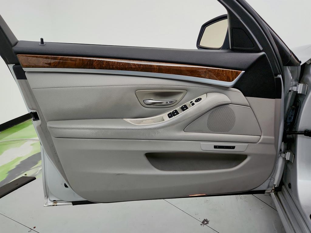 2013 BMW 535i - $7,999