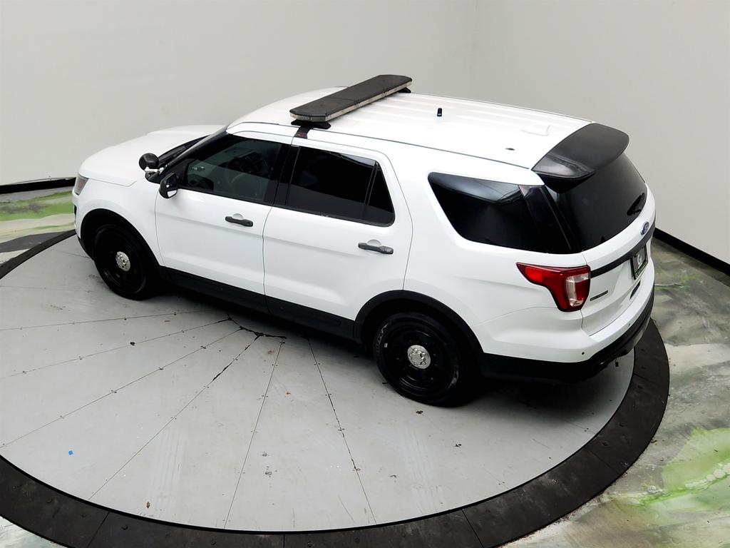2017 Ford Explorer - $10,500