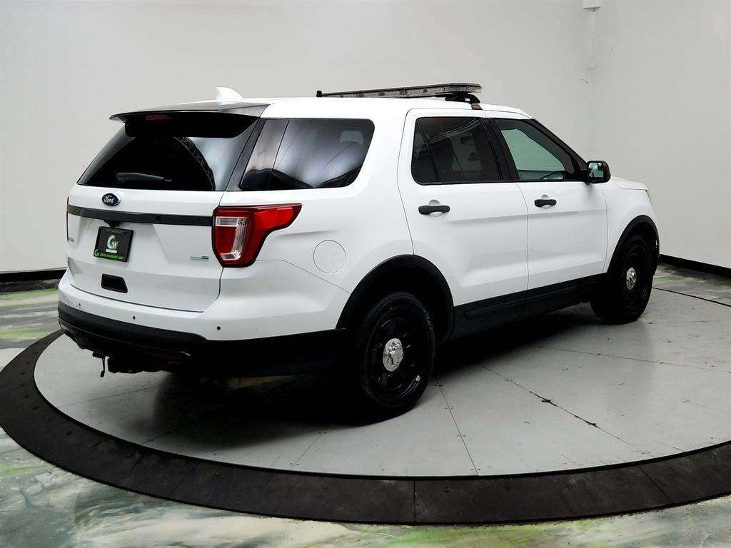 2017 Ford Explorer - $10,500