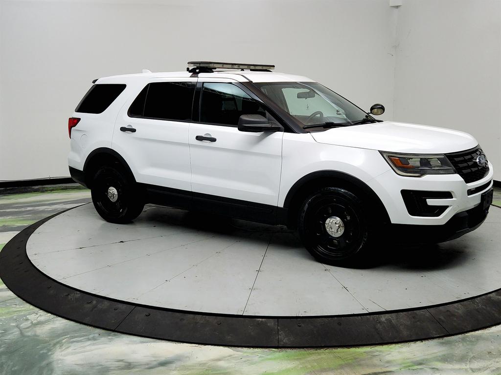 2017 Ford Explorer - $10,500