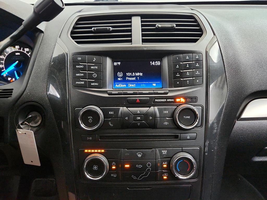 2017 Ford Explorer - $10,500