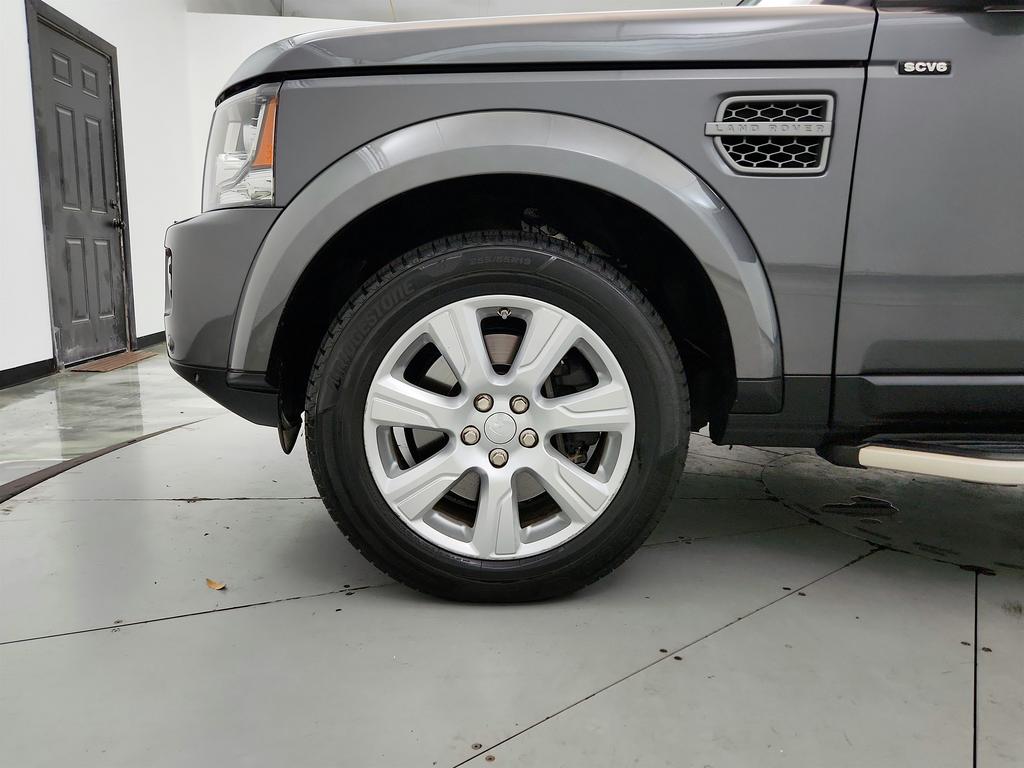 2016 Land Rover LR4 - $11,895