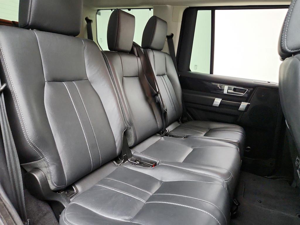 2016 Land Rover LR4 - $11,895