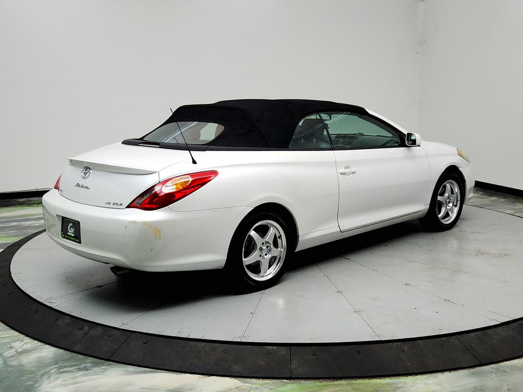 2004 Toyota Camry - $2,995