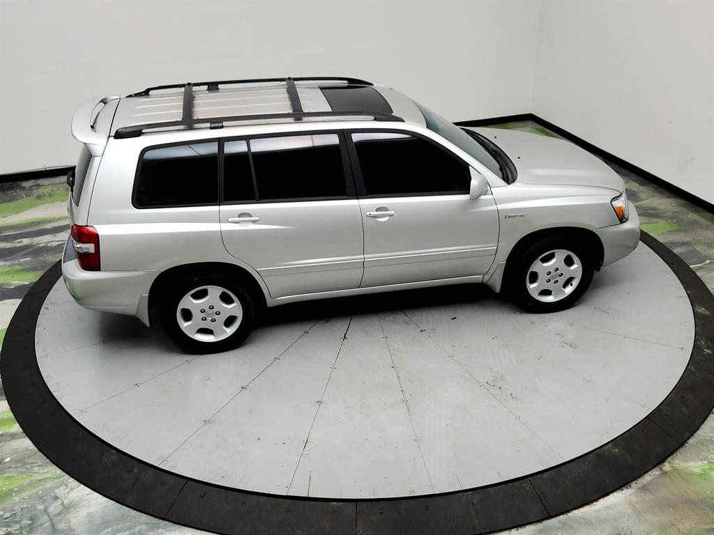 2005 Toyota Highlander - $4,950