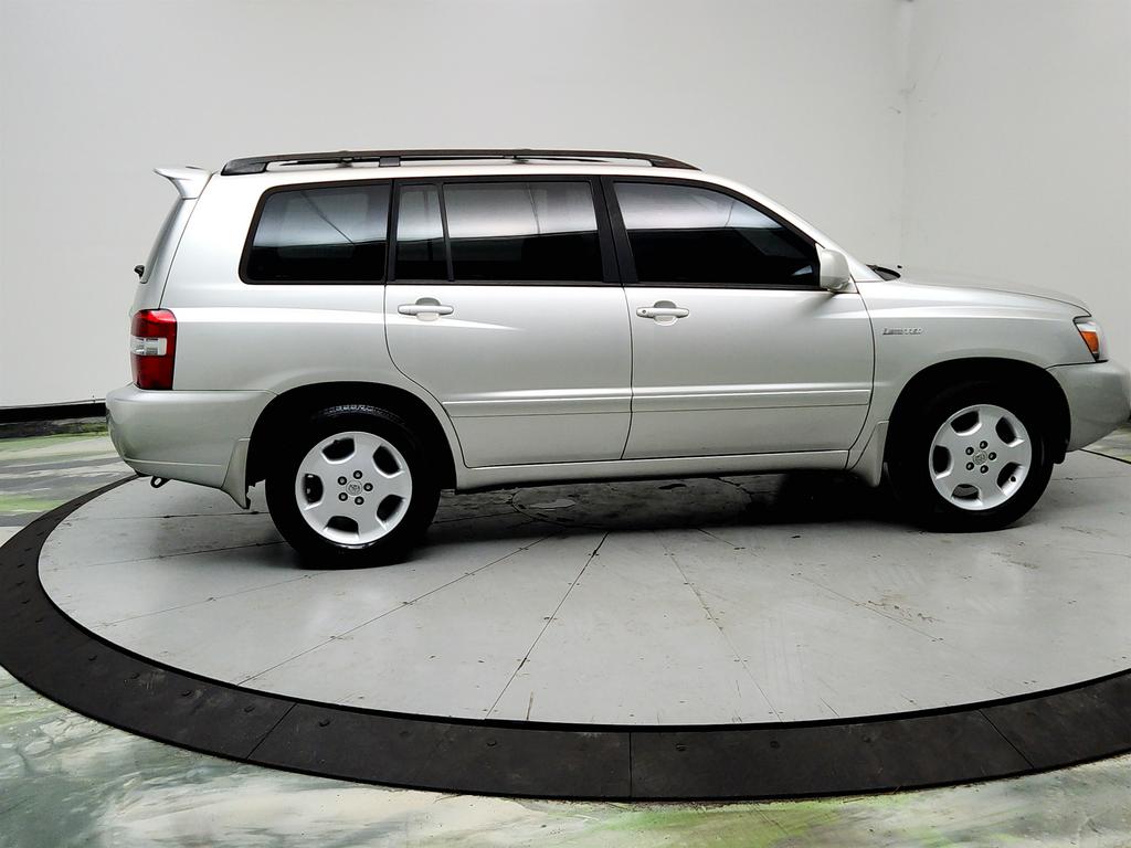 2005 Toyota Highlander - $4,950
