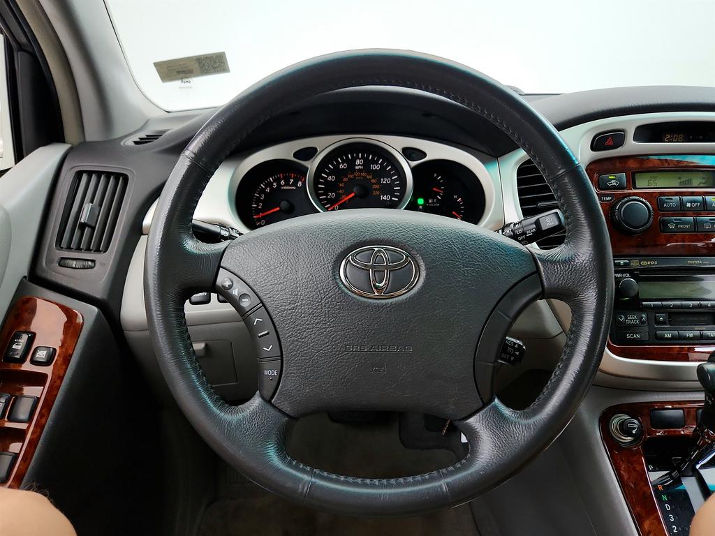 2005 Toyota Highlander - $4,950