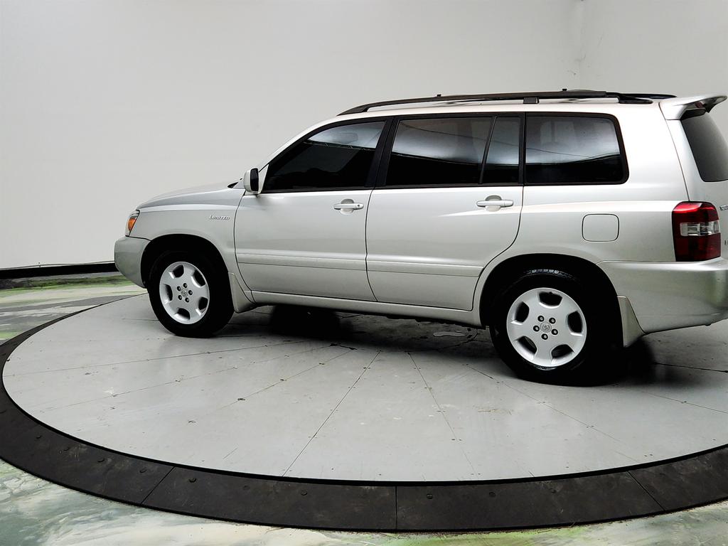 2005 Toyota Highlander - $4,950