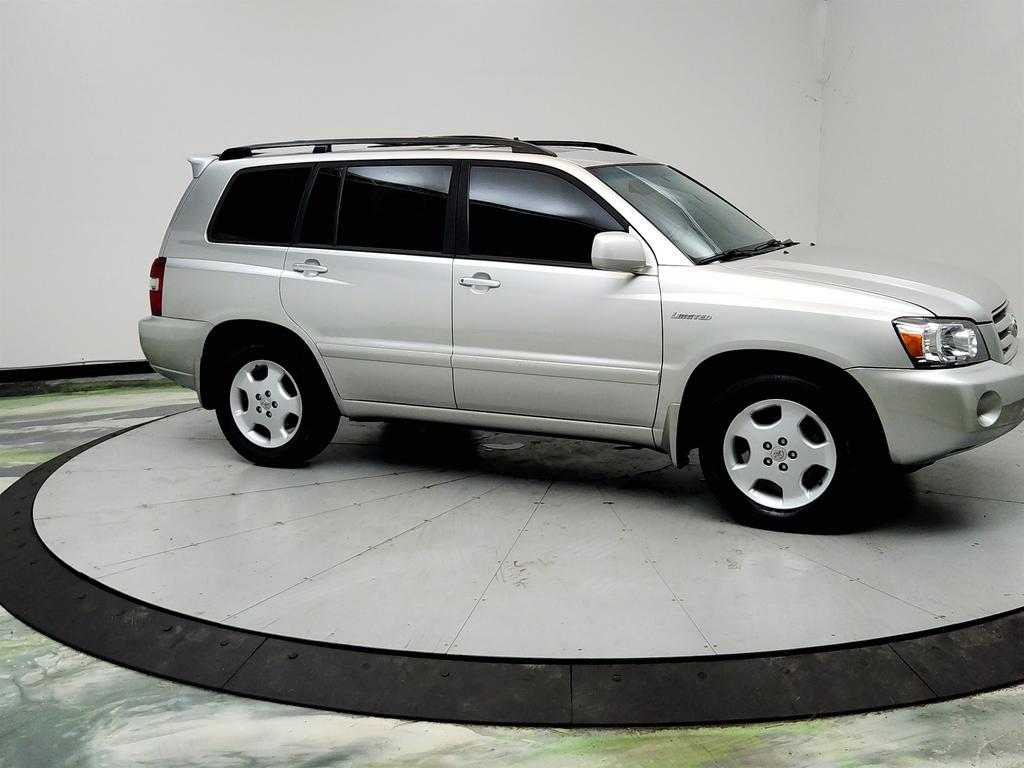 2005 Toyota Highlander - $4,950