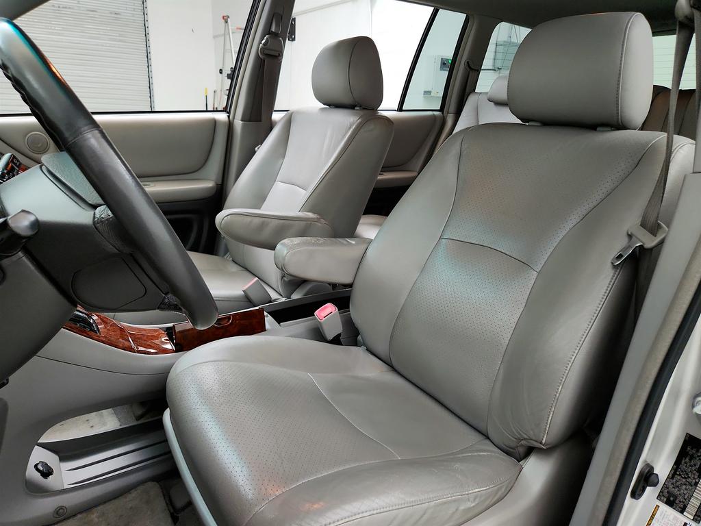 2005 Toyota Highlander - $4,950