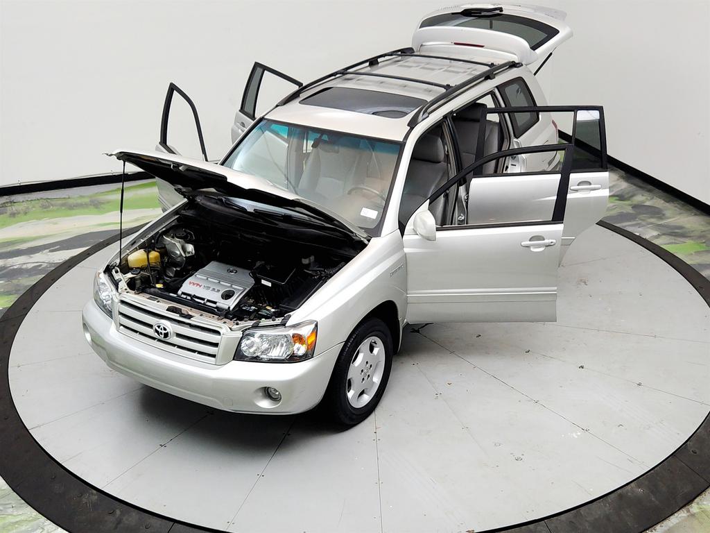 2005 Toyota Highlander - $4,950