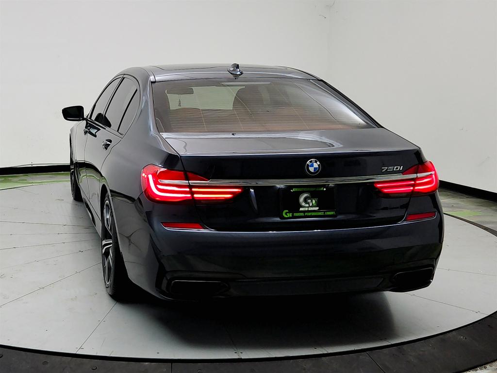 2018 BMW 750i - $15,350