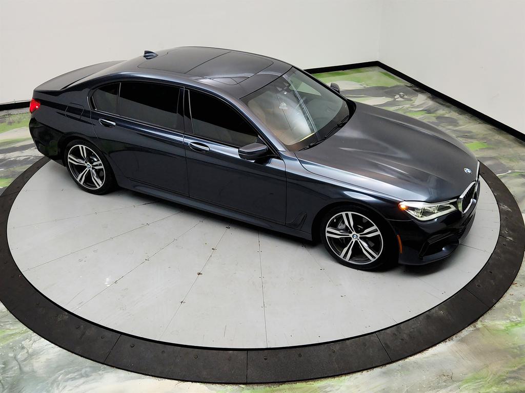 2018 BMW 750i - $15,350