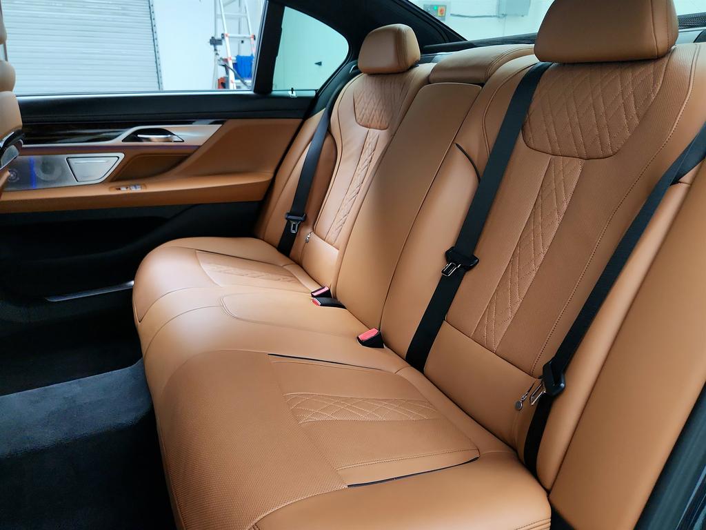 2018 BMW 750i - $15,350
