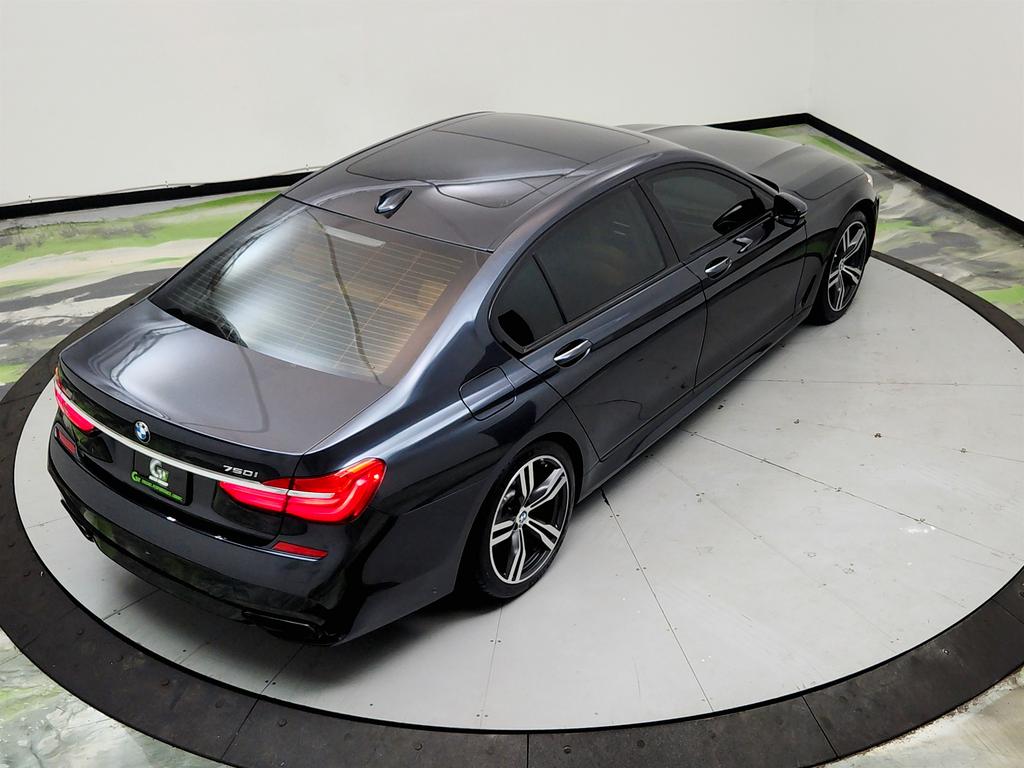2018 BMW 750i - $15,350