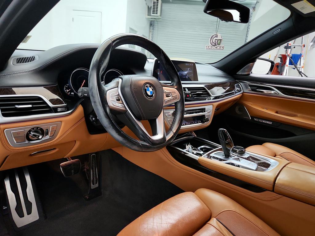 2018 BMW 750i - $15,350