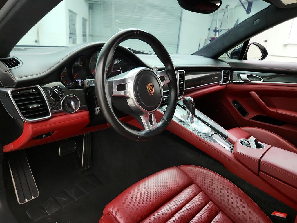 2016 Porsche Panamera - $33,750