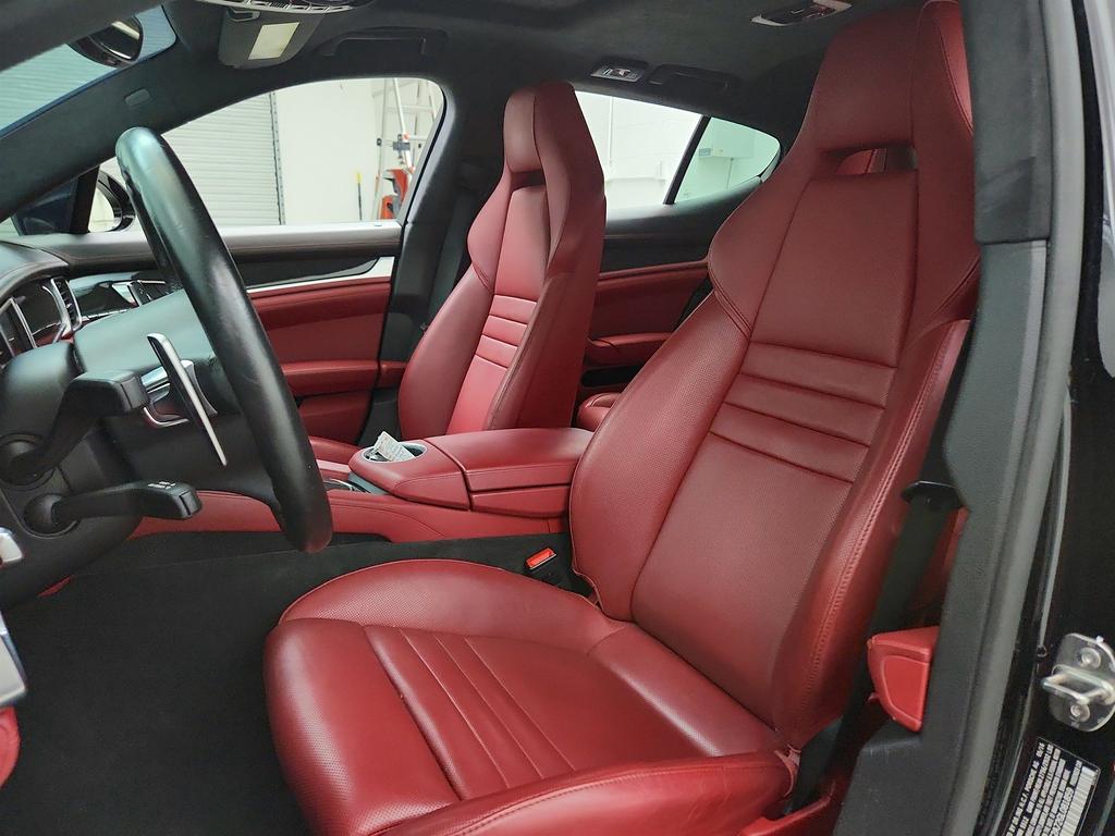 2016 Porsche Panamera - $33,750