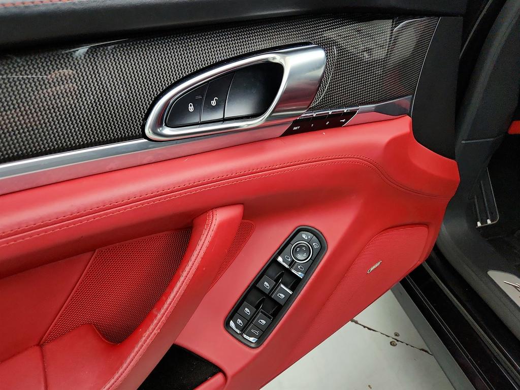 2016 Porsche Panamera - $33,750