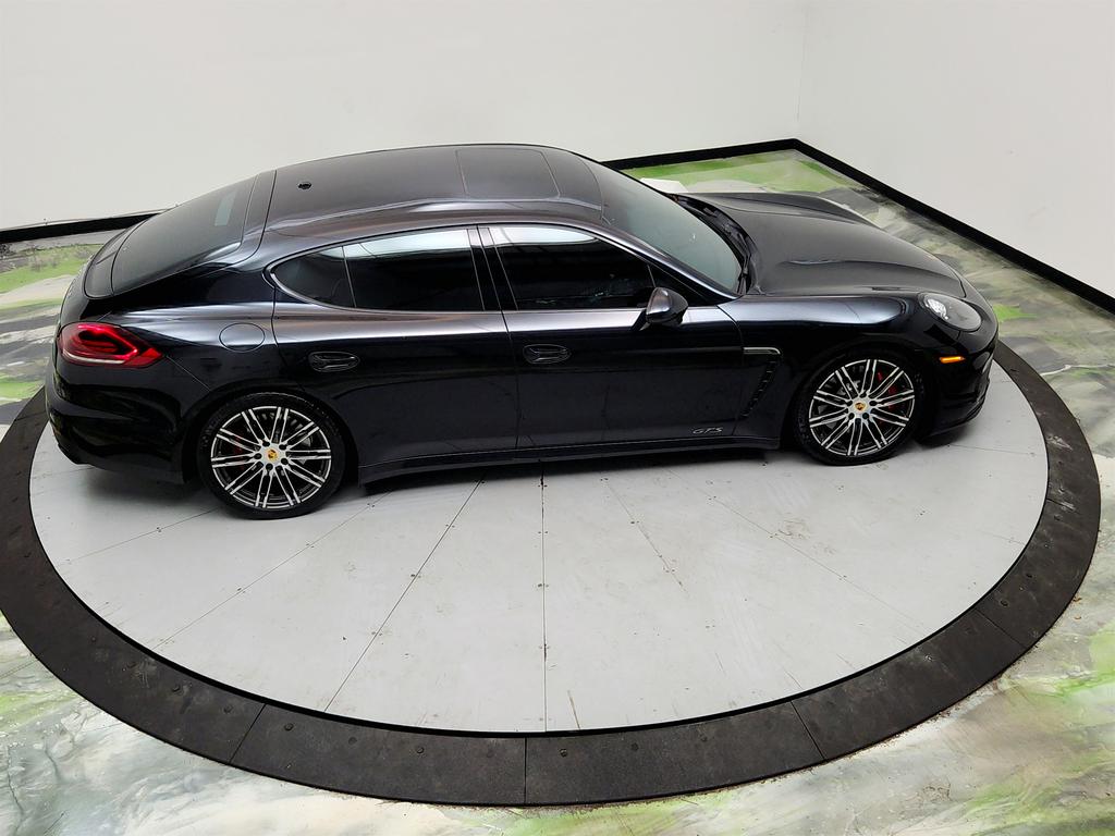 2016 Porsche Panamera - $33,750