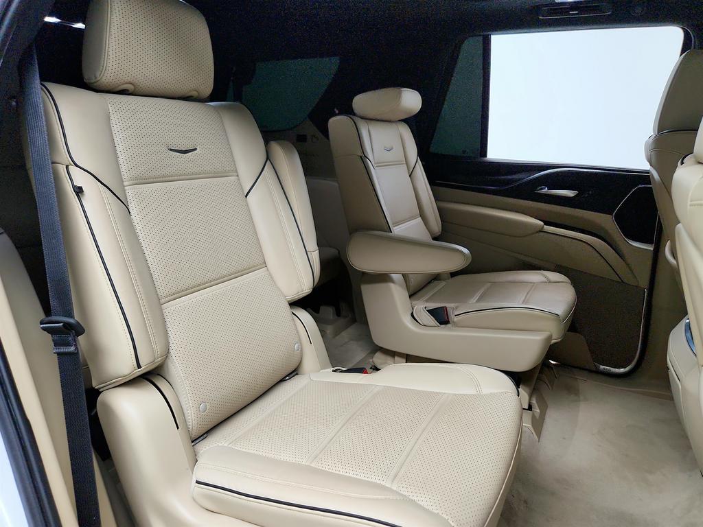 2021 Cadillac Escalade - $49,995