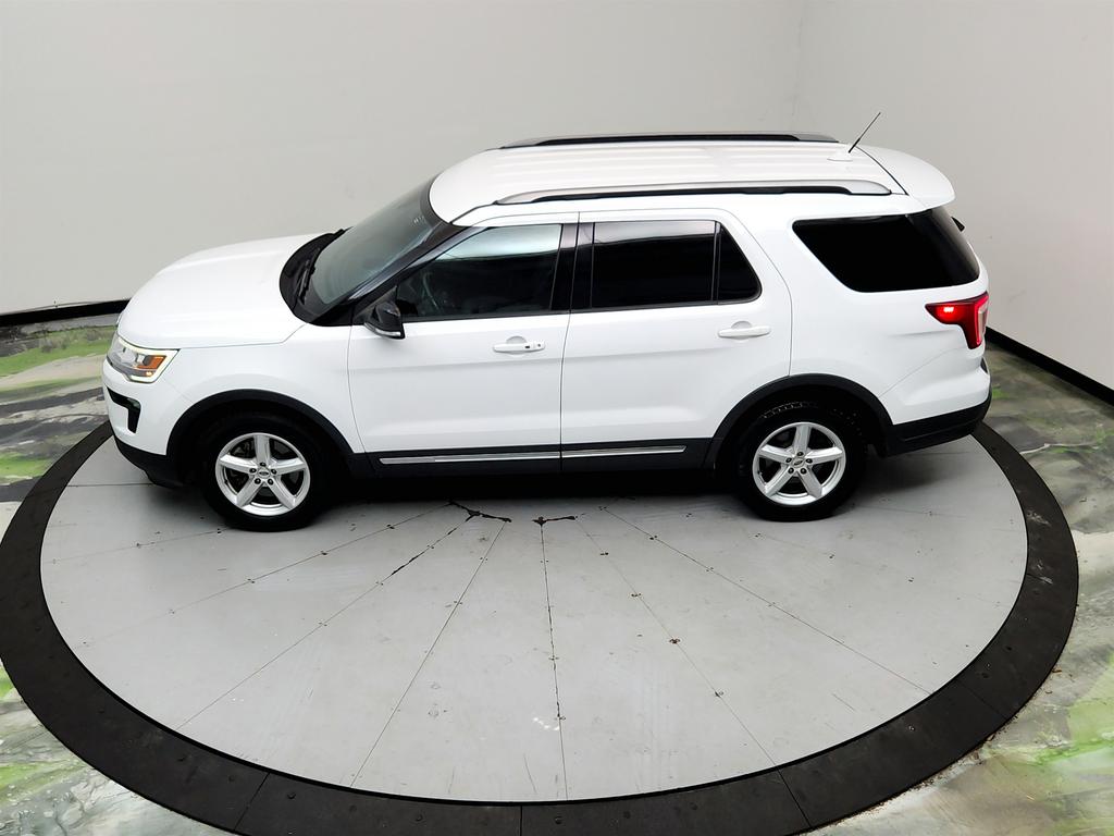 2018 Ford Explorer - $10,950