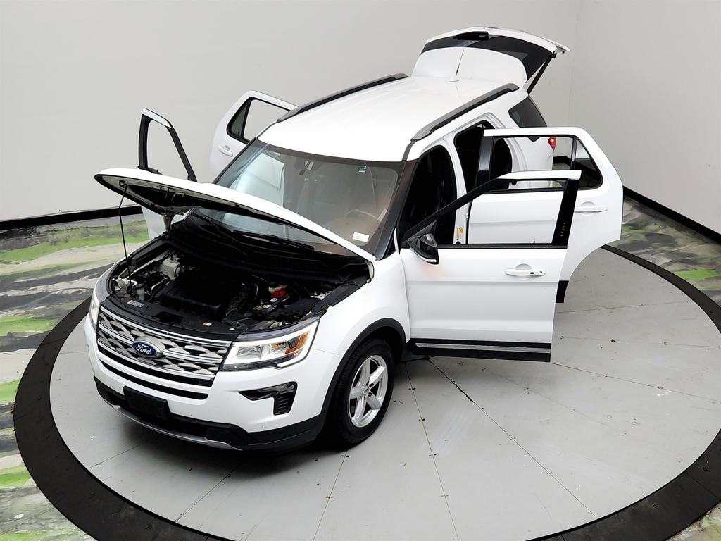 2018 Ford Explorer - $10,950